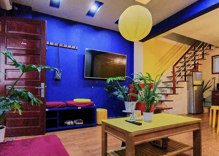 Artistic Apartment